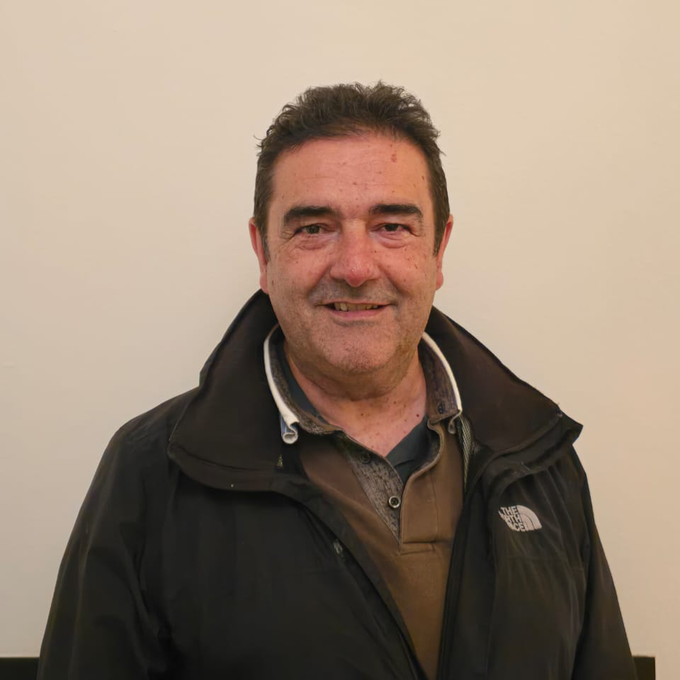 Carlos Ainsa Garuz Arquitecto y Constructor Carlos Ainsa Garuz Arquitecto y Constructor
